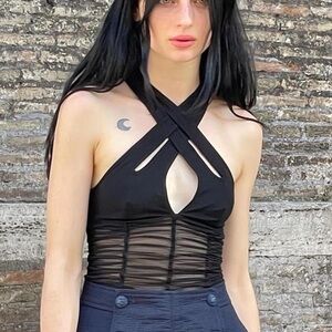 IAMGIA top lookalike